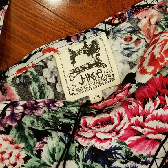 🛍JAASE Vneck Long Bell Sleeves XS - Picture 7 of 7